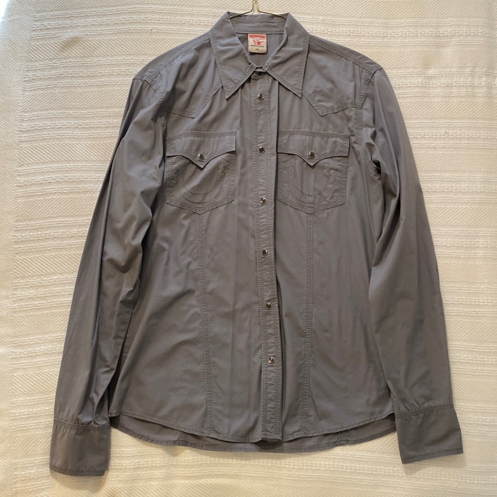 Men’s True Religion gray button down